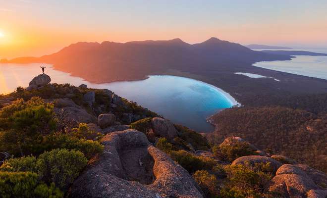 Wineglass Bay Sail Walk